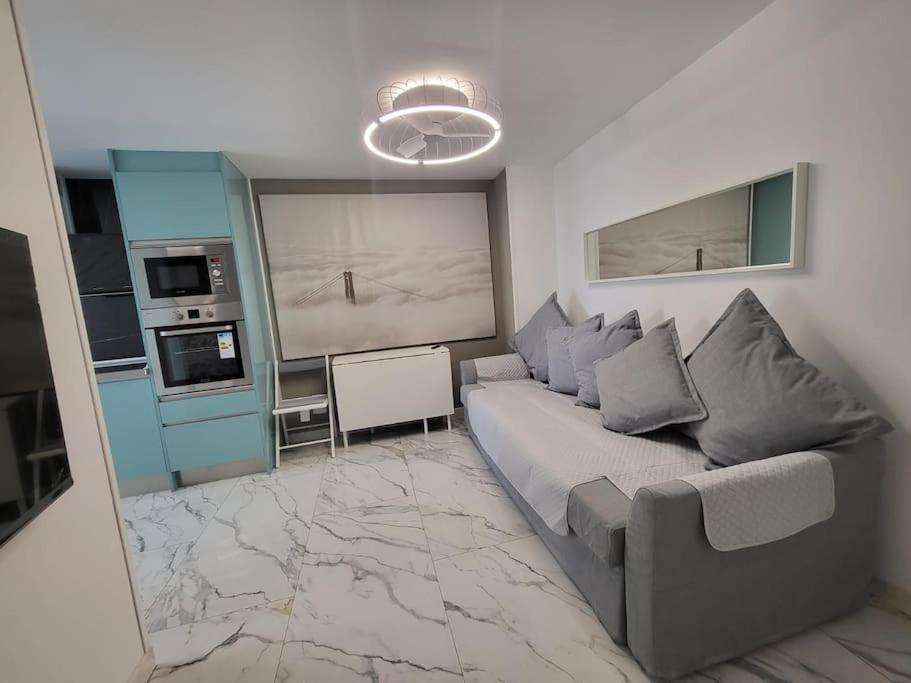 Las Canteras New 2 Bedrooms Flat At The Beach Parking Optional Las Palmas de Gran Canaria Bagian luar foto