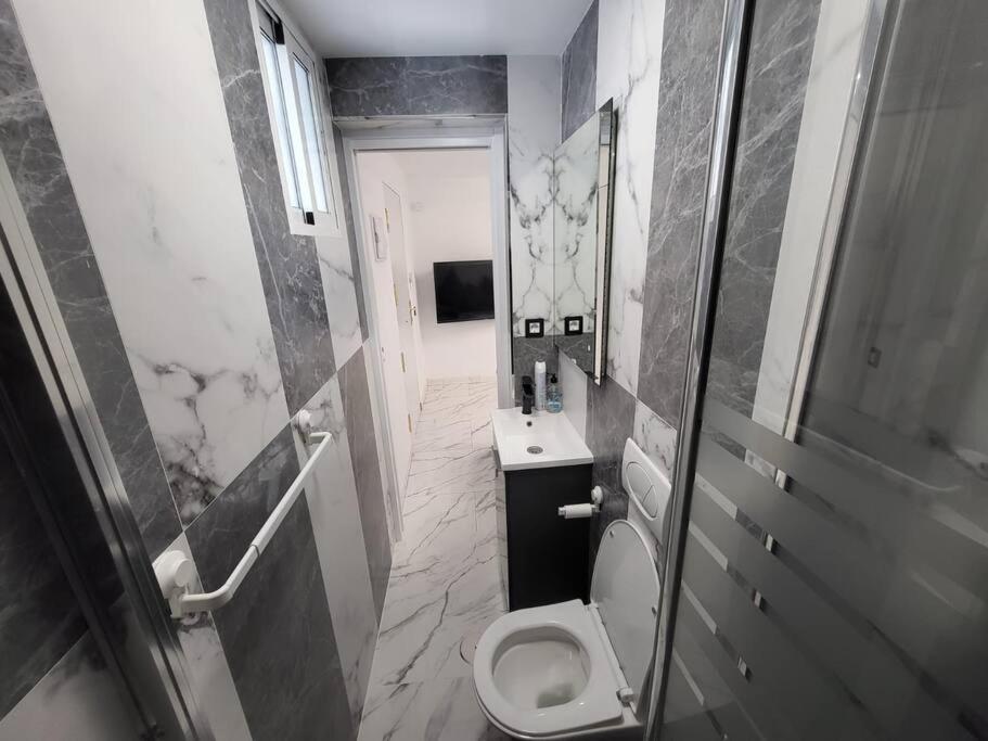 Las Canteras New 2 Bedrooms Flat At The Beach Parking Optional Las Palmas de Gran Canaria Bagian luar foto