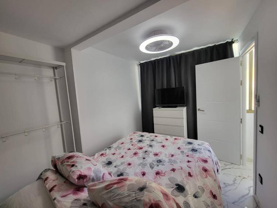 Las Canteras New 2 Bedrooms Flat At The Beach Parking Optional Las Palmas de Gran Canaria Bagian luar foto